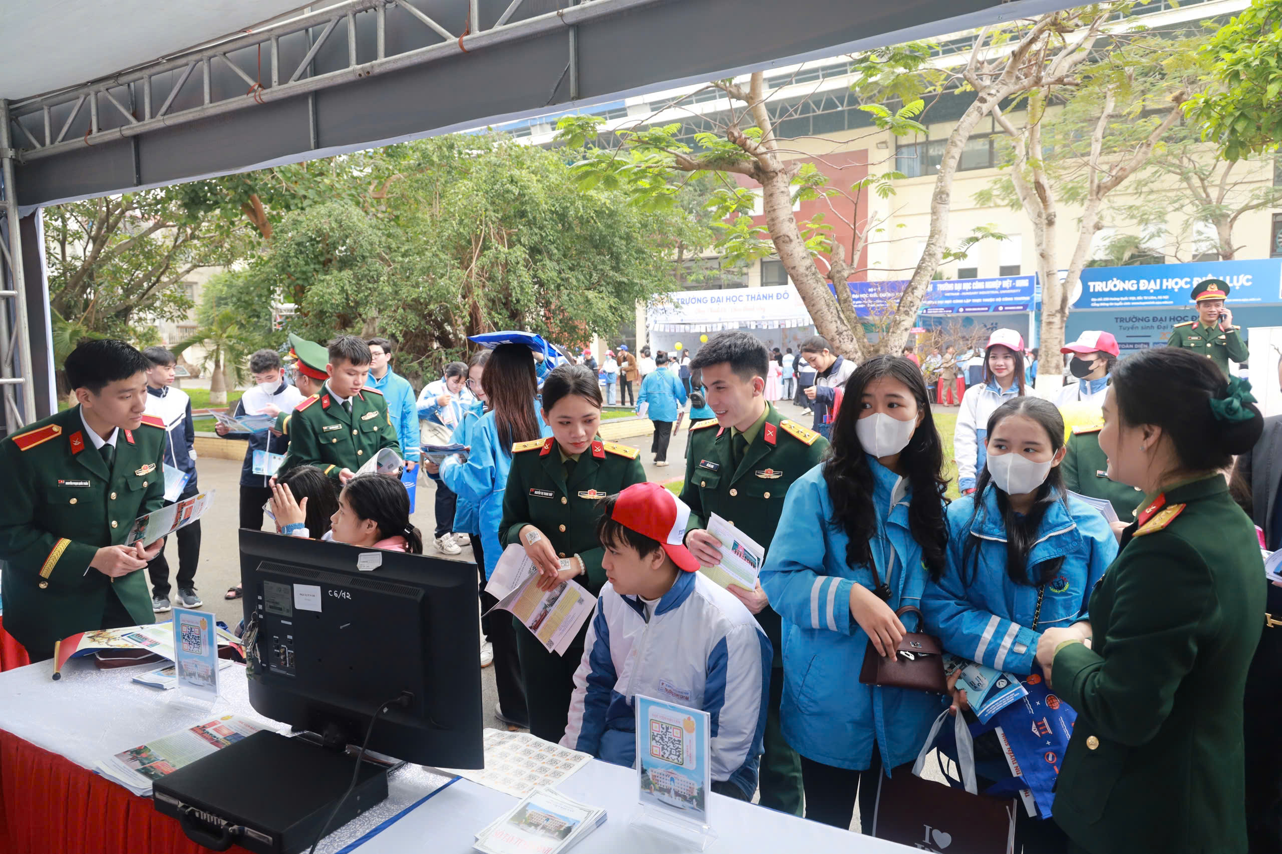 z6366698798238_5241235beddadcb9eff0b6bb07165738