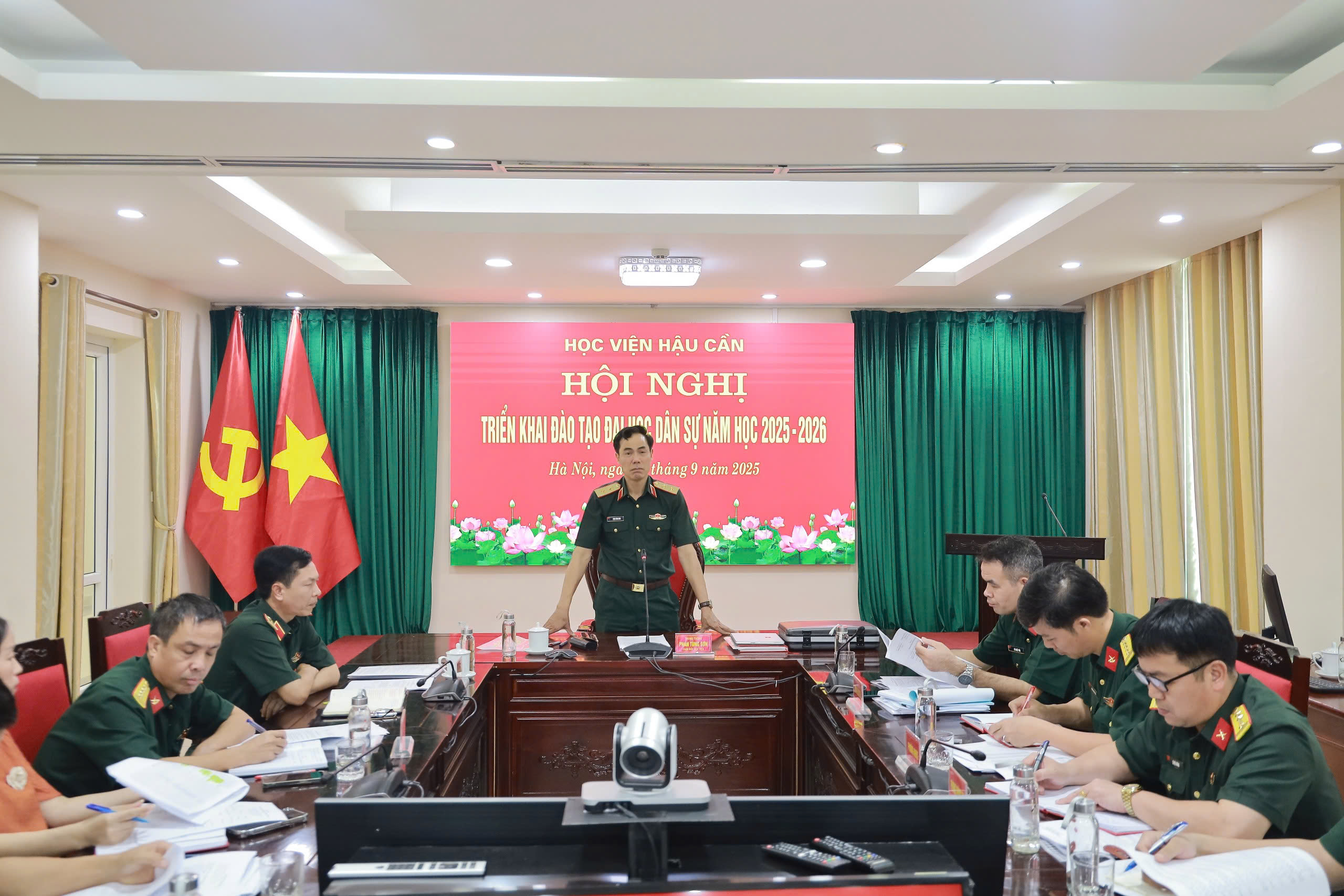 Trung tướng, GS, TS Phan Tùng Sơn, Giám đốc Học viện phát biểu.