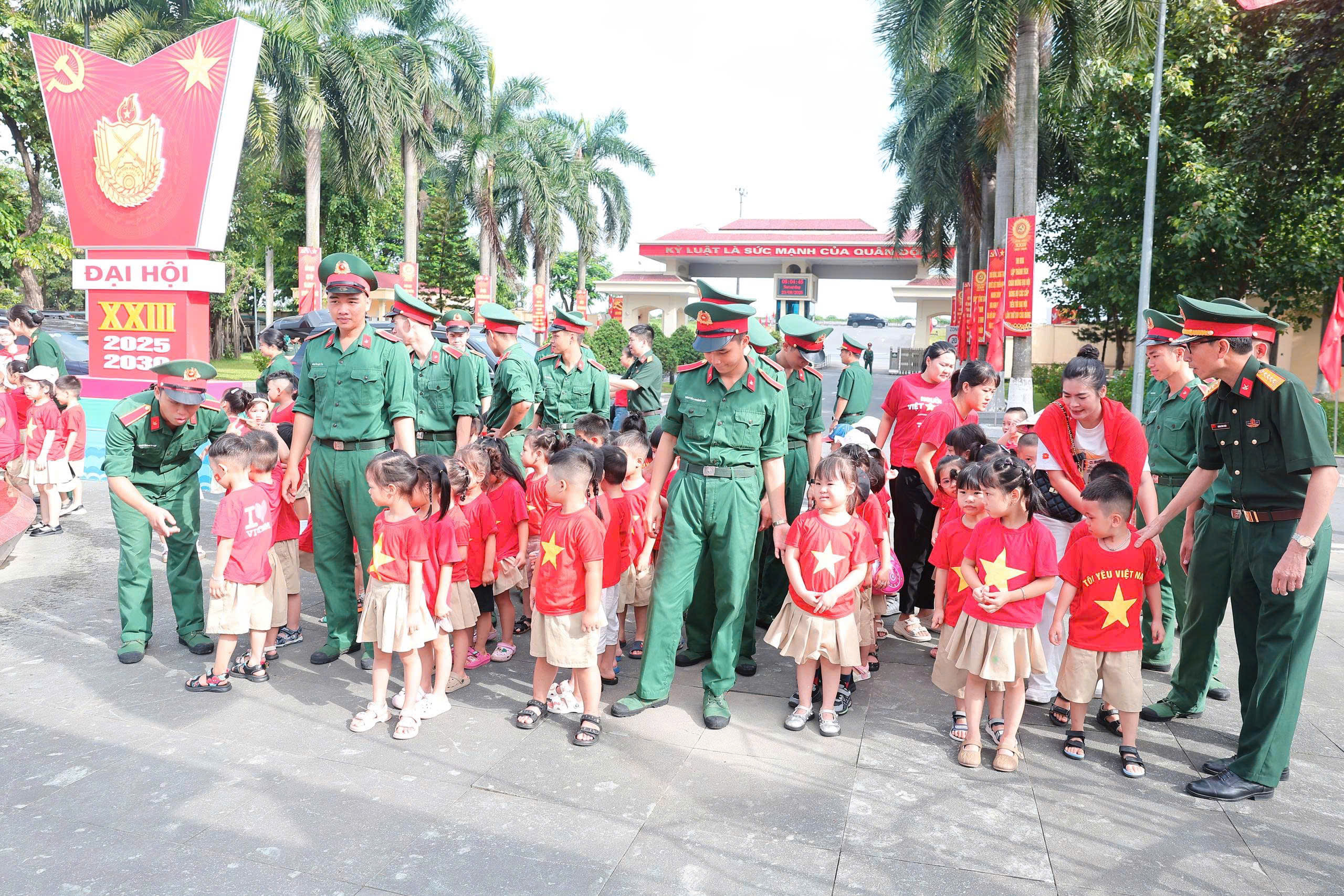 Chào đón các cô và trò Trường mầm non Bắc Biên đến tham quan, học tập trải nghiệm tại Học viện.